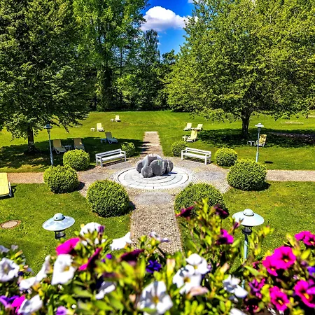 Sonnengarten מלון 4*